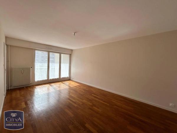 Appartement à louer 3 pièces 73.64m² Dijon (21000)