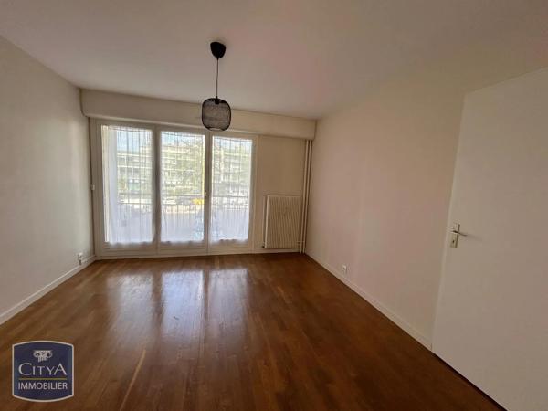 Appartement à louer 3 pièces 73.64m² Dijon (21000)