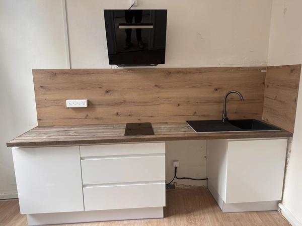 Location                                                      Appartement
                        
                     2 pièces                      22 m2                     à Niort