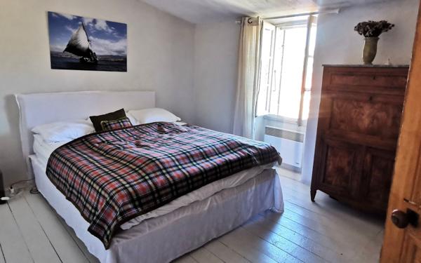 Maison à vendre    4 pièces • 80 m2 Saint-Clément-des-Baleines