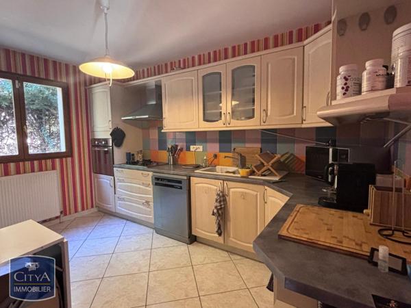 Maison à louer 6 pièces 147.62m² Genay (69730)