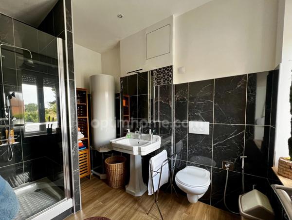 Maison semi-mitoyenne 5 chambres dont 2 en rdc