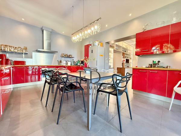 Appartement 5 pièces - 167 m² Bien prestige