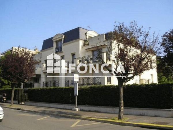 Location Studio 37.68 m² - 23 QUATER AVENUE DU CHATEAU Bourg La Reine 92340