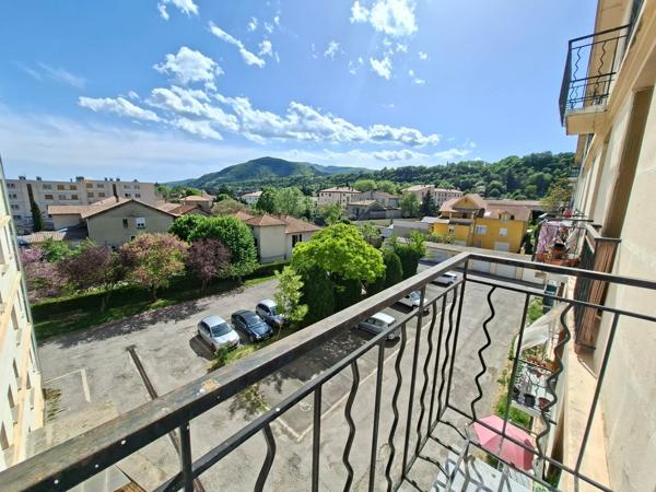 Appartement + annexe