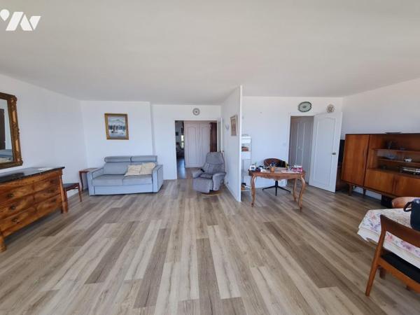 APPARTEMENT FACE MER PROCHE COMMERCES ET COMMODITÉS DU CENTRE-VILLE