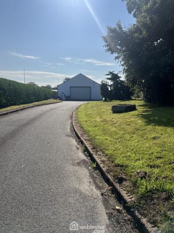 Local 250 m² à Ploumilliau 22300