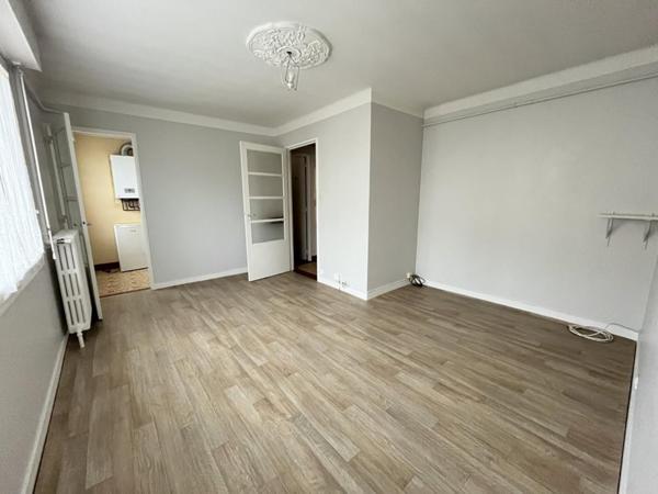Appartement T2 à louer - 34 m² (réf : 576261)