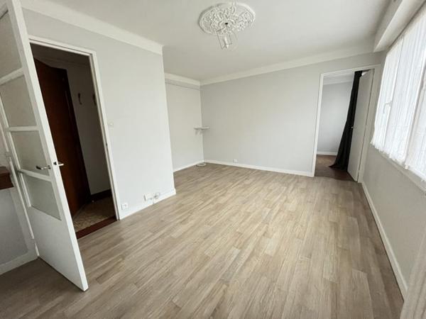 Appartement T2 à louer - 34 m² (réf : 576261)