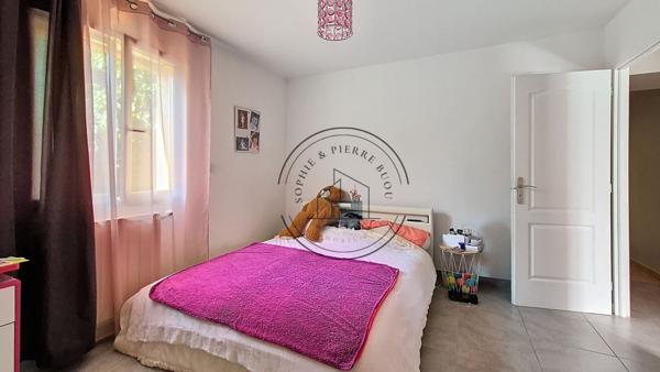 Cavaillon (84300) Cavaillon – Maison familiale avec piscine et cinq chambres, en périphérie de la ville