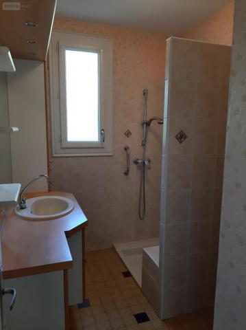 Maison à louer à Vaugneray dans le Rhône (69670), ref : 260251