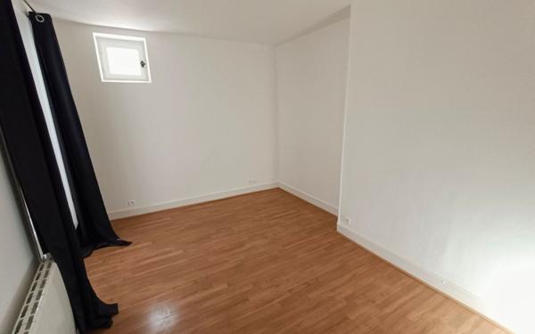 Appartement à vendre    2 pièces • 46,05 m2 Paris 11