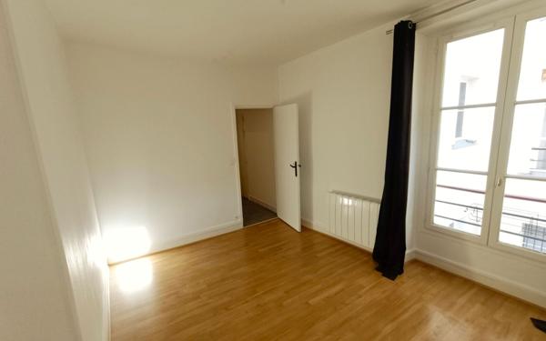 Appartement à vendre    2 pièces • 46,05 m2 Paris 11