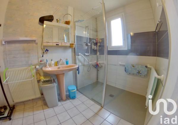 House for sale 5 rooms 92 m² Andouillé