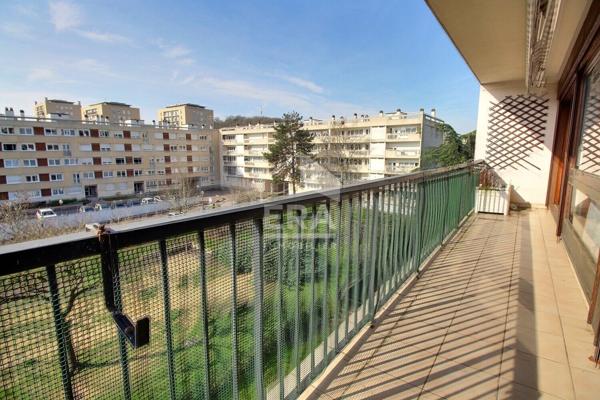 Appartement Le Plessis Robinson 4 pièce(s) 90.02 m2