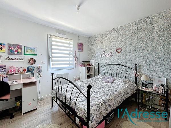 Maison récente avec vie de plain pied à Nuillé sur Vicoin