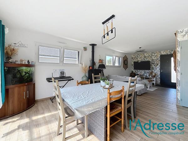 Maison récente avec vie de plain pied à Nuillé sur Vicoin