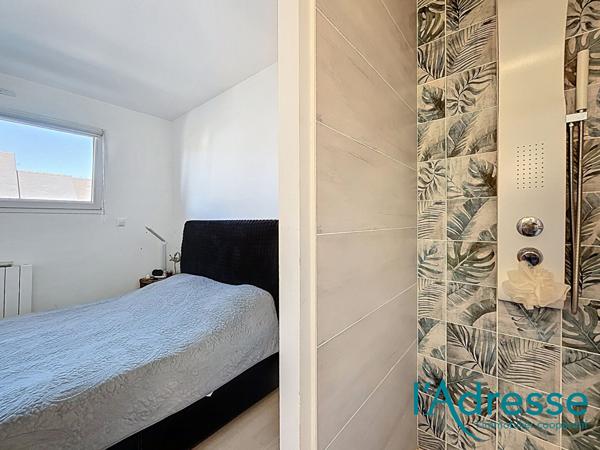 Maison récente avec vie de plain pied à Nuillé sur Vicoin