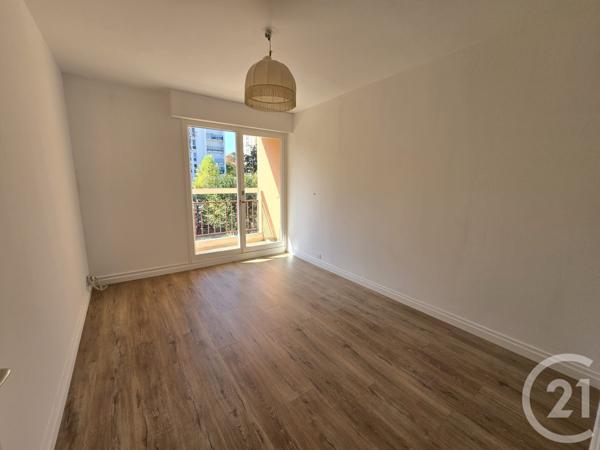 Appartement F3 à vendre  3 pièces - 61,58 m2 EPINAY SOUS SENART - 91