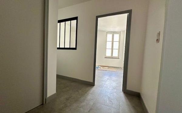 Appartement à vendre    8 pièces •  Jonzac