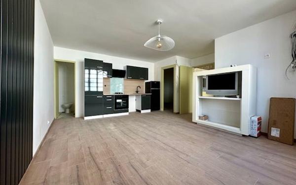 Appartement à vendre    8 pièces •  Jonzac