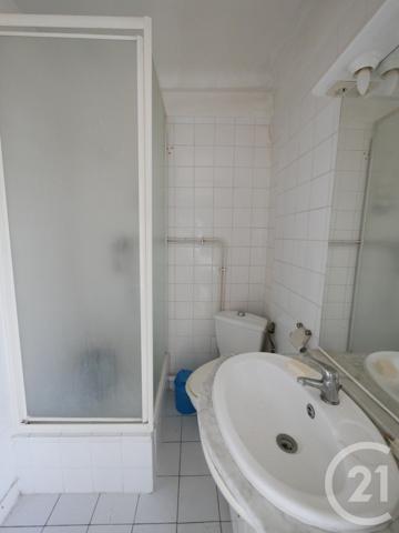Appartement F1 à vendre  1 pièce - 23,50 m 2   DAX  - 40