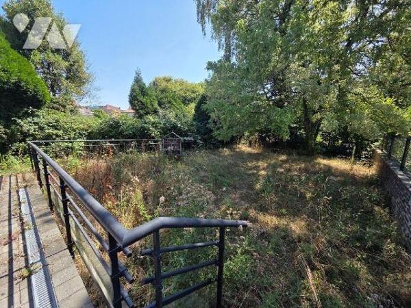 MERVILLE 59660- En Exclusivité chez votre Notaire : A vendre Ensemble immobilier professionnel ...
