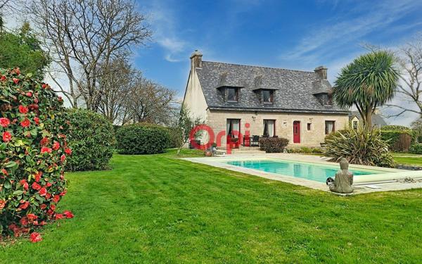 Maison à vendre    5 pièces •  Elven