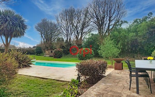 Maison à vendre    5 pièces •  Elven