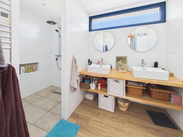 Magnifique vue sur la baie de Locquirec et son port