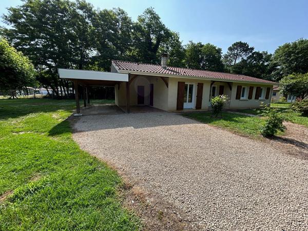 A vendre Maison plain-pied Saint Martin d'Oney 3 chambres carport terrasse