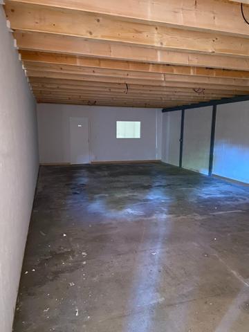 Local 1200 M² - Beauvoir Sur Mer (85)