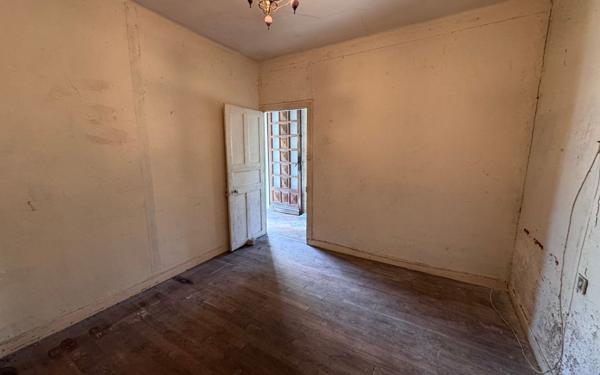 Maison à vendre    3 pièces • 72,18 m2 Plounévez-Quintin