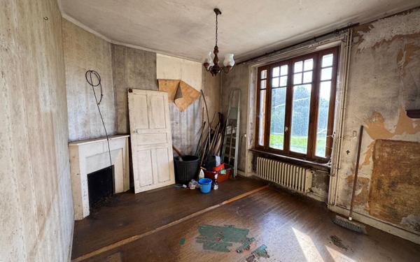 Maison à vendre    3 pièces • 72,18 m2 Plounévez-Quintin