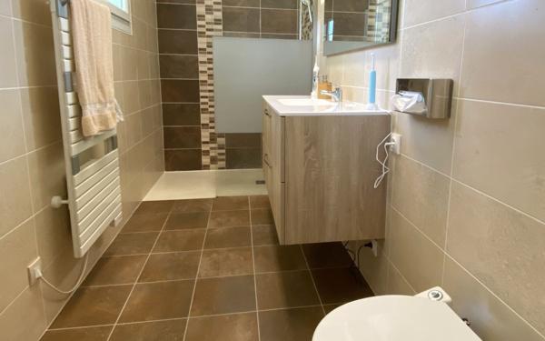 Maison à vendre    6 pièces •    Le Passage