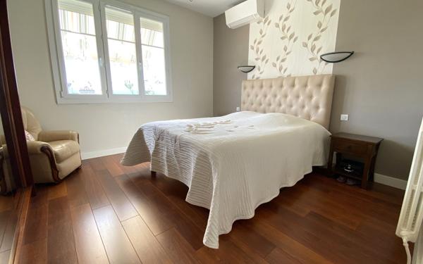 Maison à vendre    6 pièces •    Le Passage