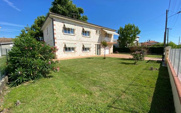 Maison à vendre    6 pièces •    Le Passage