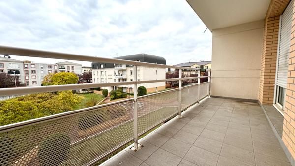 Appartement F3 avec Terrasse et Garage