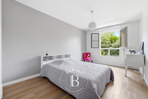 Sceaux, Maison 5 Chambres -  198 m² à vendre