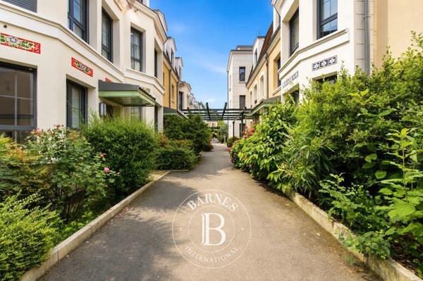 Sceaux, Maison 5 Chambres -  198 m² à vendre