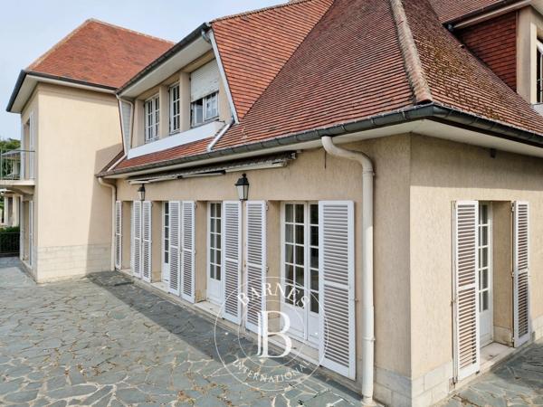 Montmorency, Maison 2 Chambres -  264 m² à vendre