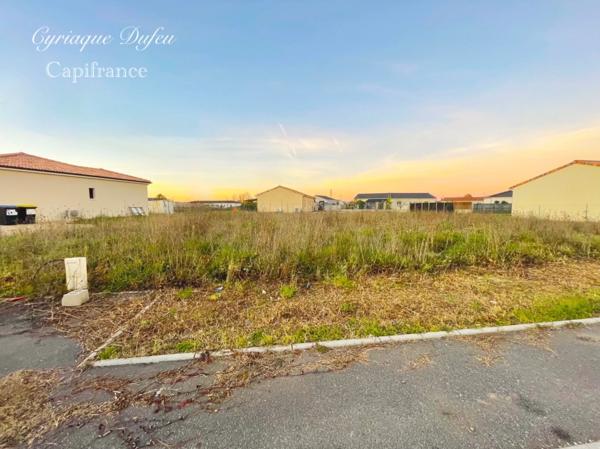 Terrain viabilisé à bâtir de 750m2 à MONTAUBAN (82)