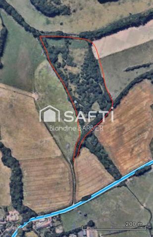 Terrain de 33 570 m2 - Autun