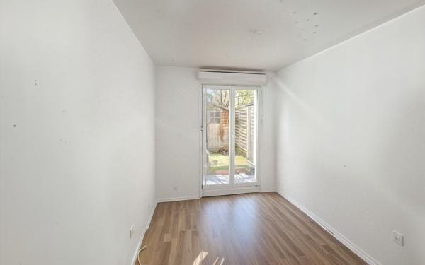 Appartement à vendre    4 pièces • 75,40 m2 Bondy