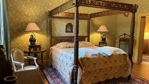 Maison 8 pièces - 553 m²