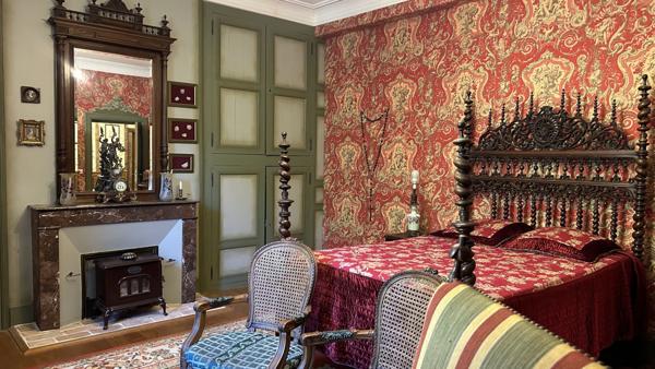 Maison 8 pièces - 553 m²