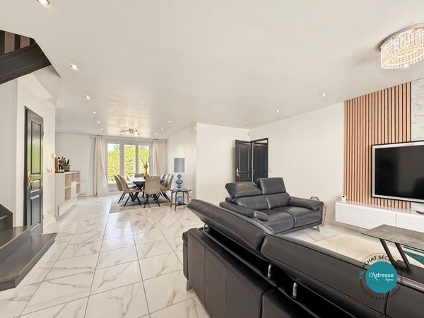 Maison Familiale de plain-pied avec combles aménagés 6 pièces Ormoy