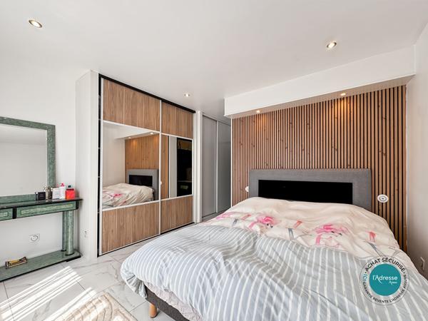 Maison Familiale de plain-pied avec combles aménagés 6 pièces Ormoy