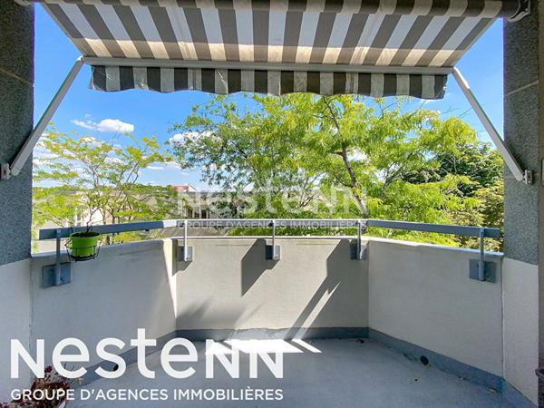 A vendre, Dernier étage !Plan de Troux Montigny le Btx 4 pièces box et cave en s/sol.