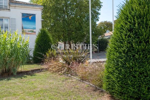 Appartement atypique de 98 m² avec balcon au coeur d’Aytré, à 10 min de La Rochelle